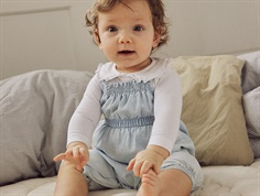 Name It light blue denim prikker buksedragt